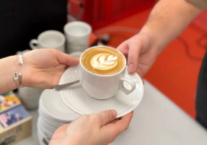 Italská káva (cappuccino, espresso, lungo)